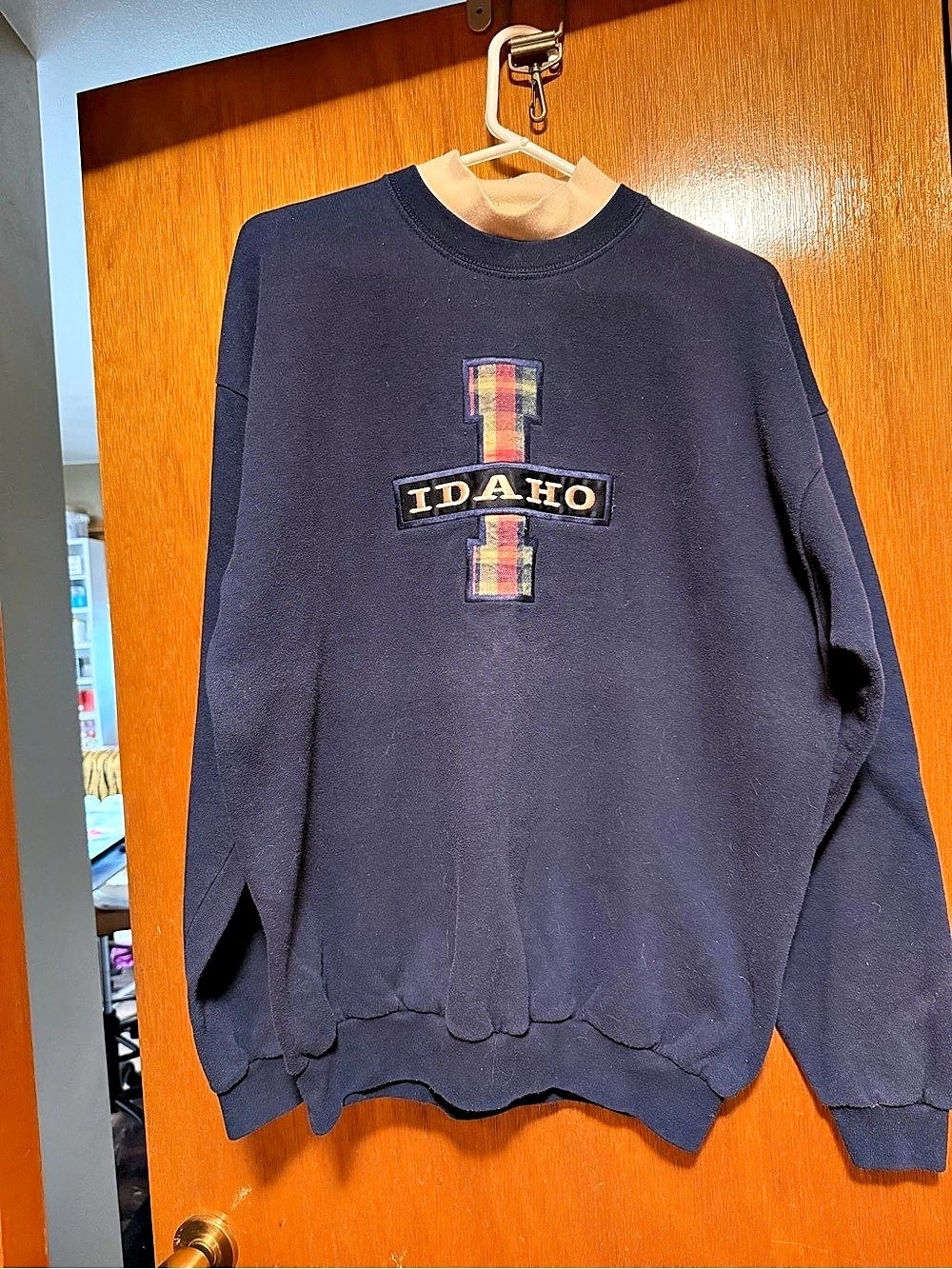 Endless Designs Graphic Sweatshirt in Navy Blue Size XL